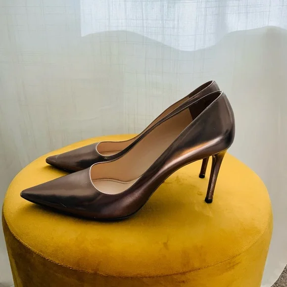 Authentic Prada Metallic Pewter Pointed Toe Pumps Size 39.5 - Picture 1 of 9